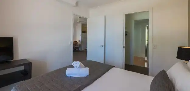 San Mateo on Broadbeach - 41