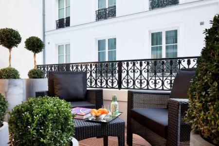 Hôtel Les Jardins de La Villa - 69