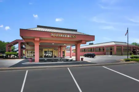 Quality Inn Fredericksburg, Central Park Area - 0