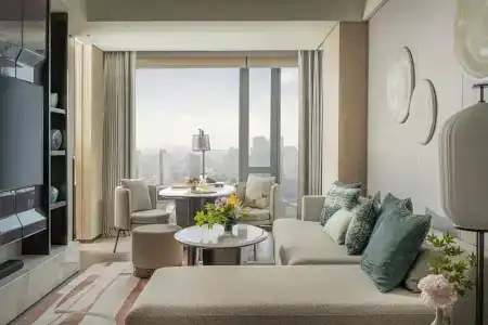 Four Seasons At Centre - 101