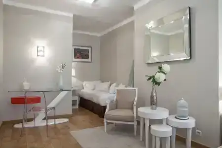 Hôtel De France - 56