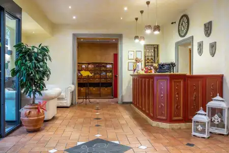 Alba Palace - 1