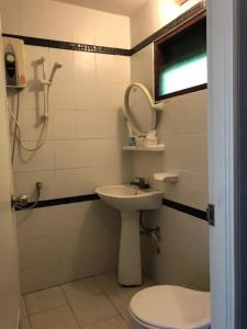 Sea Garden Hostels - 24