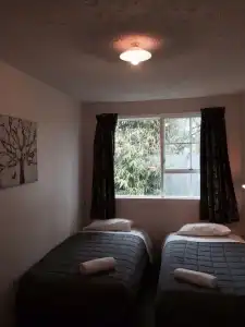 Ferry Motel - 52