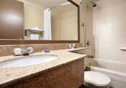 Best Western Laval-Montreal - 8
