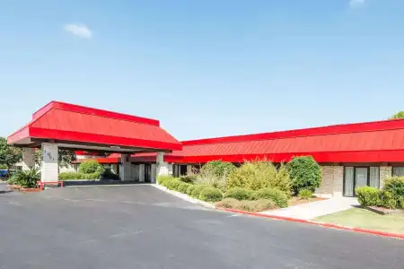 Ramada by Wyndham New Braunfels - 12