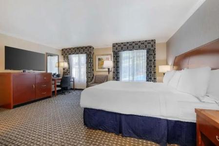 Best Western Plus Marina Shores - 59
