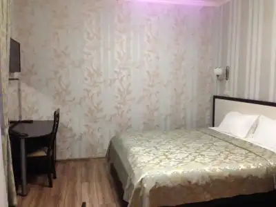 Royal - 16