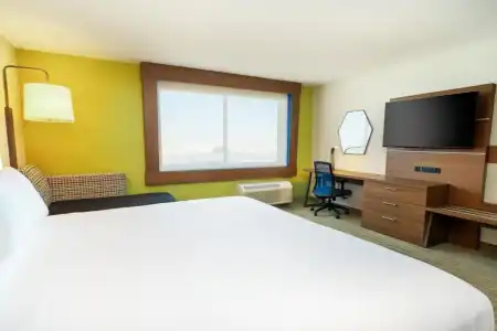Holiday Inn Express & Suites Las Vegas - E Tropicana by IHG - 47