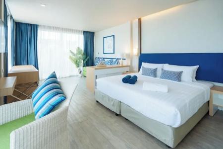 Phuket Boat Quay Panwa Beach - 150