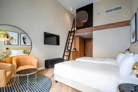 Radisson Blu - 48