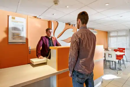 Première Classe Vannes - 20