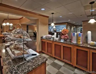 Hampton Inn by Hilton Bowling Green - 11
