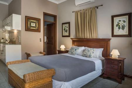 Faros Suites - 46