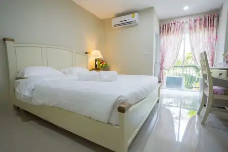 De Ville Nakhon - 14