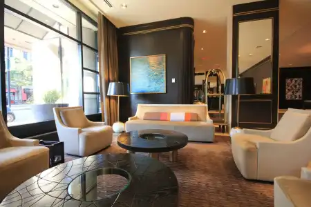 The Colonnade Residences - 33