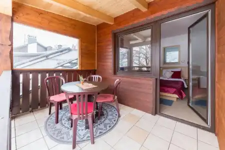 Center - 82