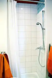 Unique Serviced Living at Airport Line - 7