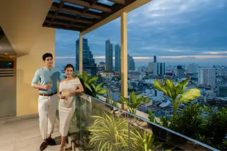 Holiday Inn BANGKOK SILOM by IHG - 37