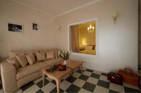 Irida Boutique - 73