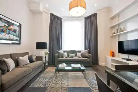 Manson Place - 221