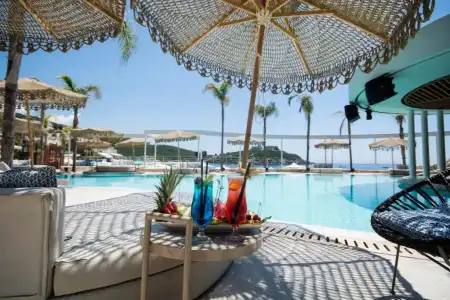 Folie Marine Beach & Club - 12