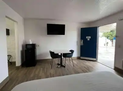 Motel 6 Orange, CA - Anaheim - 21