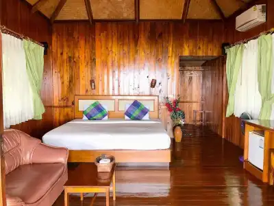 Kradan Beach Resort - 4