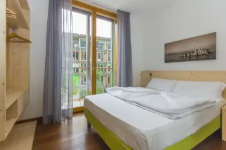 Komodo Short Stay Apartments - 22