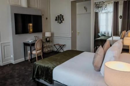 Grand "Château de Sully" - Piscine et Spa - 48