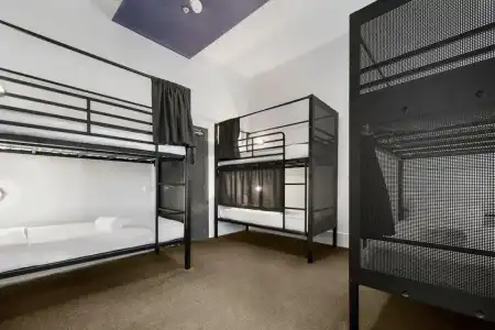 YHA Melbourne Central - 11