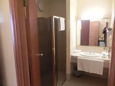 St Georges Motor Inn - 47