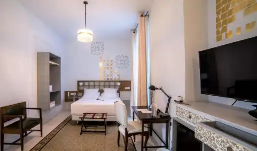 Madinat - 83