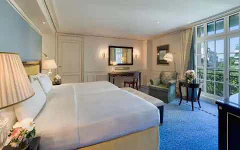 Shangri-La Paris - 4