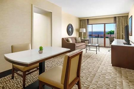 Hilton Phoenix Airport - 77