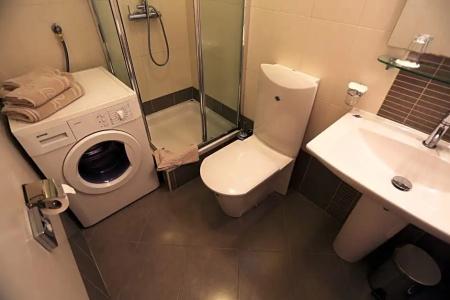 Apartment 3 Beaches With Free Parking - 325