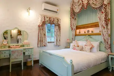 Swiss Valley Hip Resort - 9