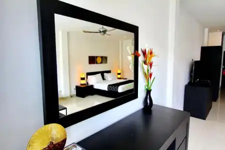 East Suites - 37