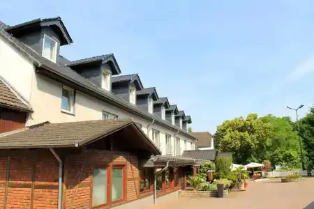 & Restaurant Eurohof - 0