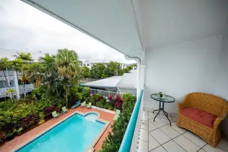 City Terraces Cairns - 24