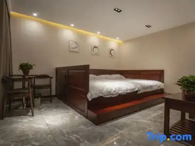 Hillside Resort - 57