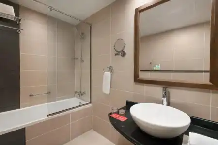 Ramada by Wyndham Dubai Deira - 38