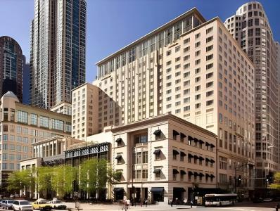 The Peninsula Chicago - 16