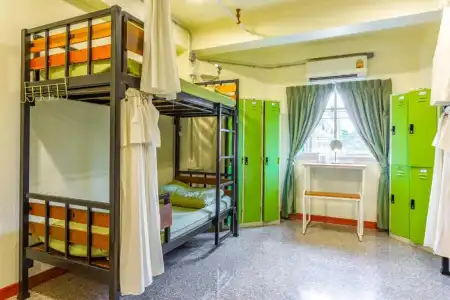OYO 928 Leaf Hostel - 46