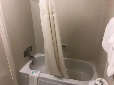 Americas Best Value Inn - 39