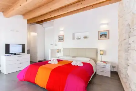 B&B Bianco E Blu - 51