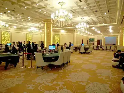 Royal Halong - 21