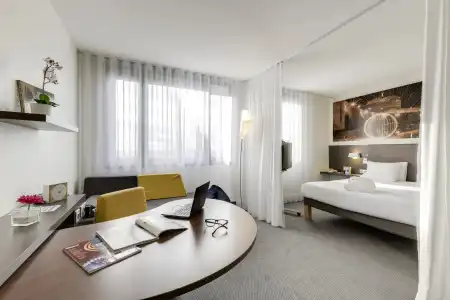 Novotel Suites Paris CDG Airport Villepinte - 4