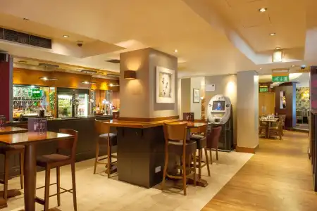 Premier Inn London Tower Bridge - 24