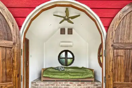 Dog House - 1